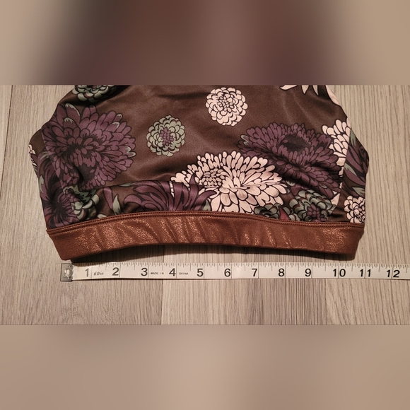 JoyLab Metallic Chrysanthemum Floral Athletic Set, Size Small (better fit XS) - Picture 6 of 16